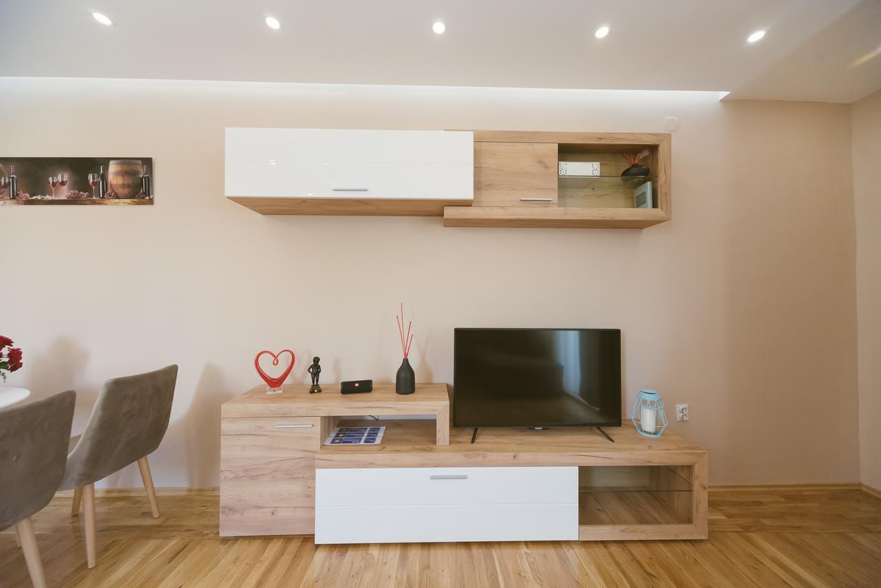 Apartment Luxury Explorer Podgorica Eksteriør bilde