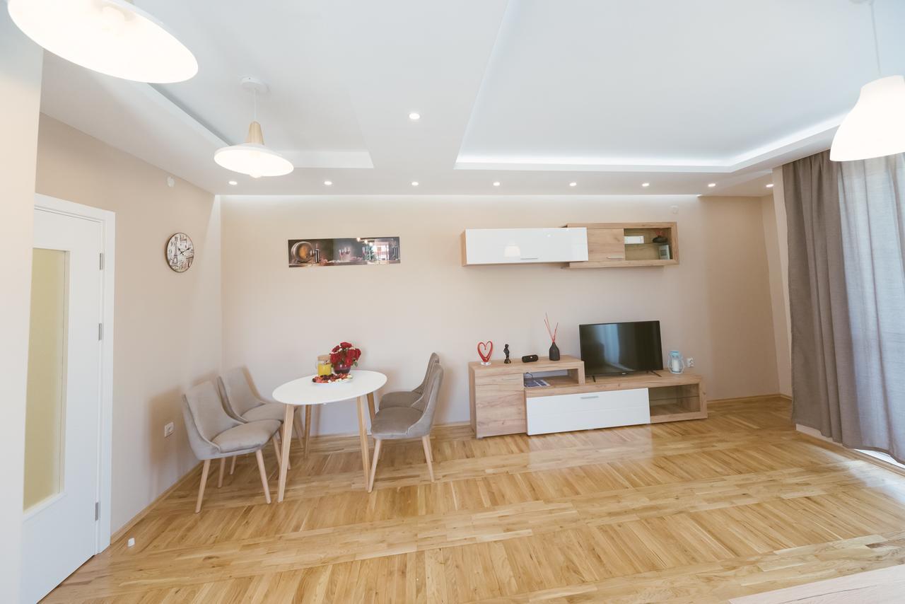 Apartment Luxury Explorer Podgorica Eksteriør bilde