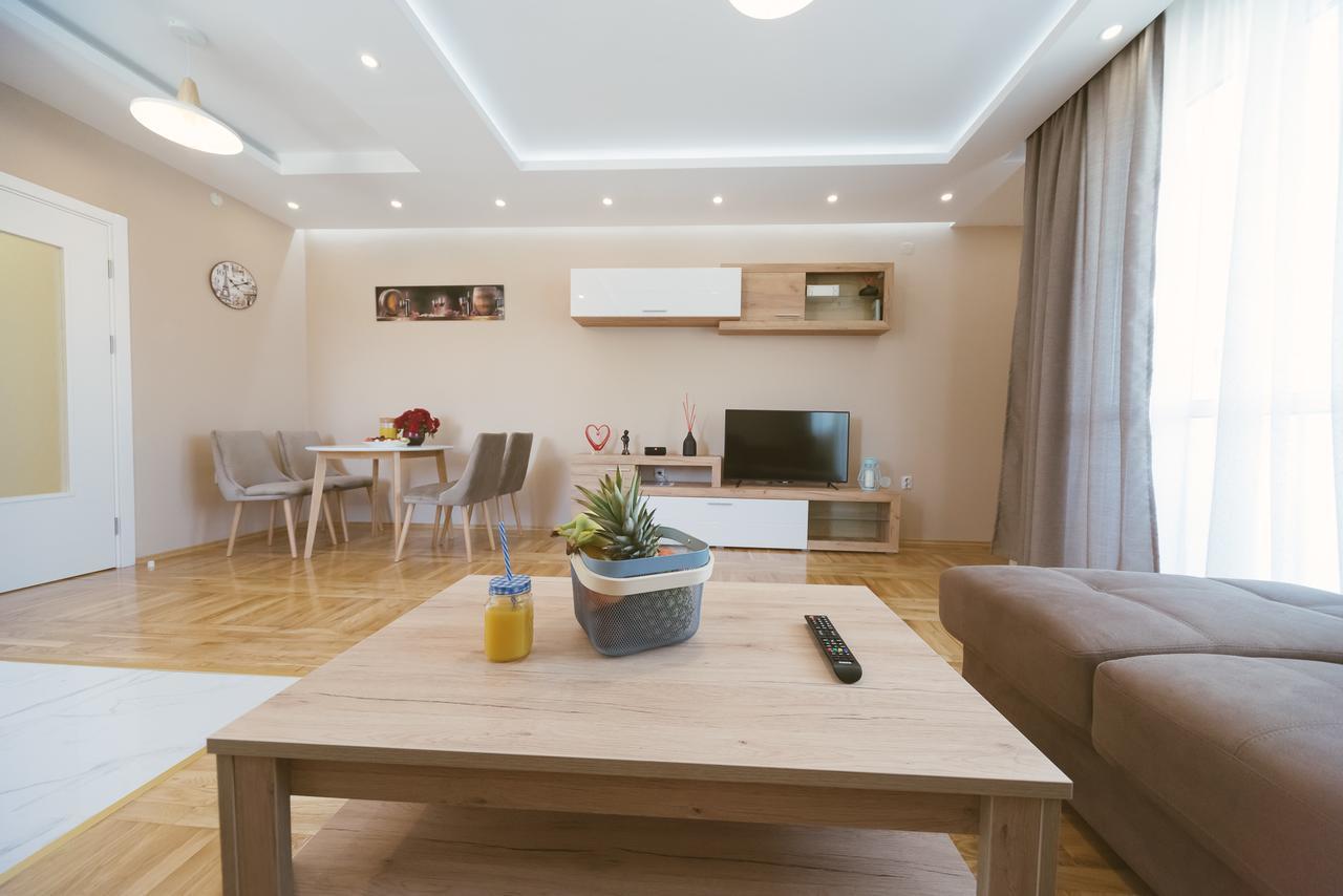 Apartment Luxury Explorer Podgorica Eksteriør bilde
