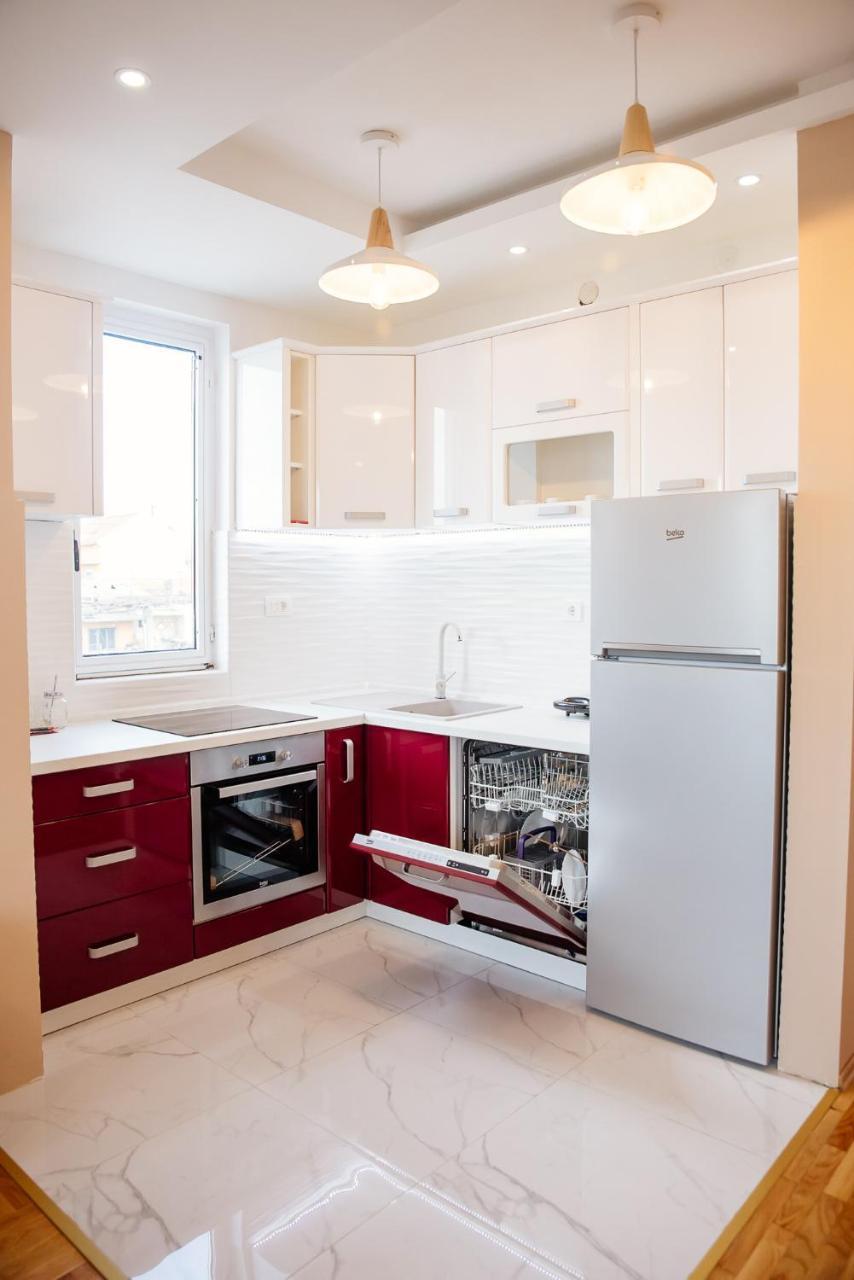 Apartment Luxury Explorer Podgorica Eksteriør bilde